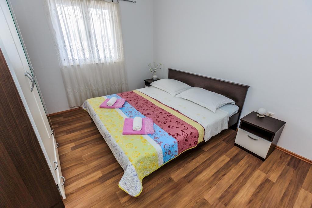 Apartments Rogulj Rogoznica  Kamer foto