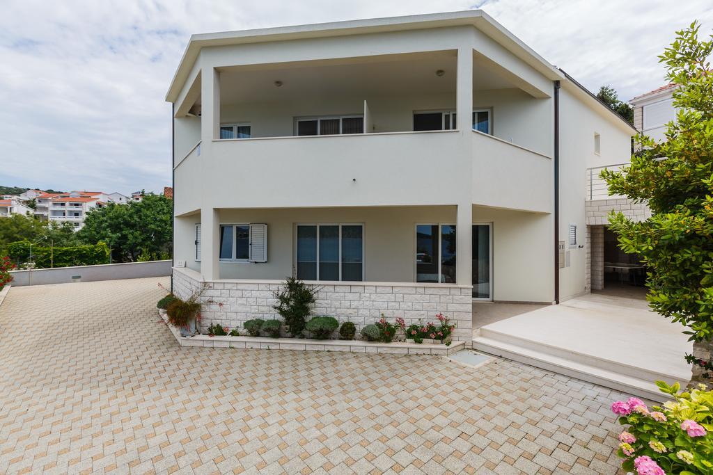 Apartments Rogulj Rogoznica  Buitenkant foto